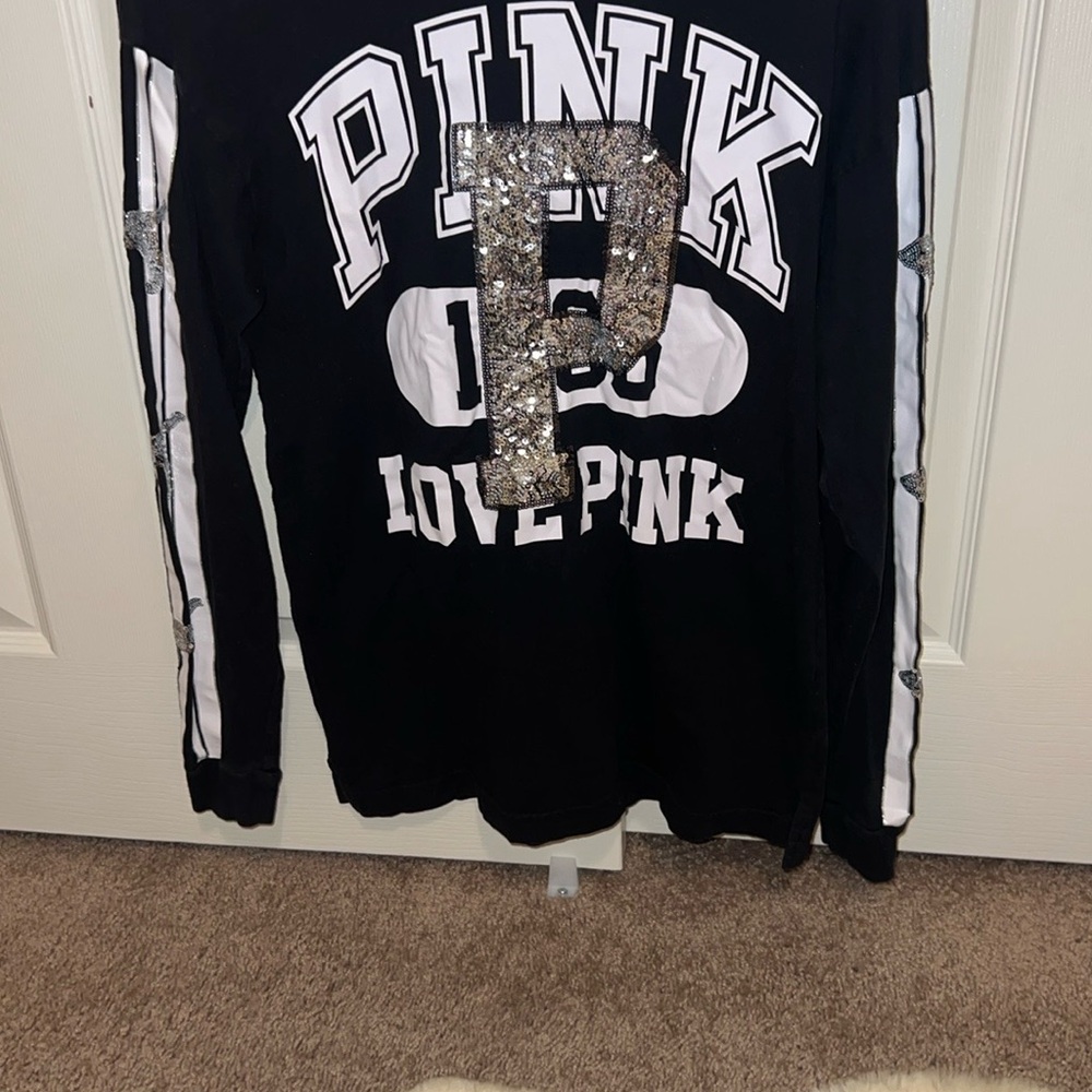 HTF PINK Victoria's Secret Black and White Long Sleeve Tees